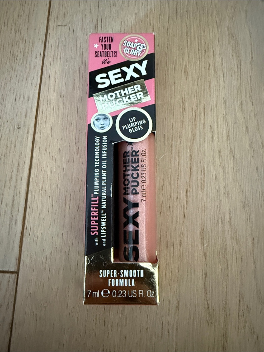 Soap & Glory NEW Sexy Mother Pucker Lip Plumping Gloss — Candy queen.